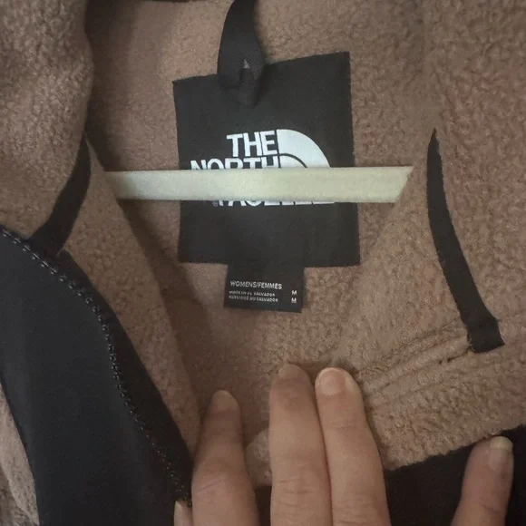 The North Face Beige and Black Fleece Jacket - Picture 3 of 3